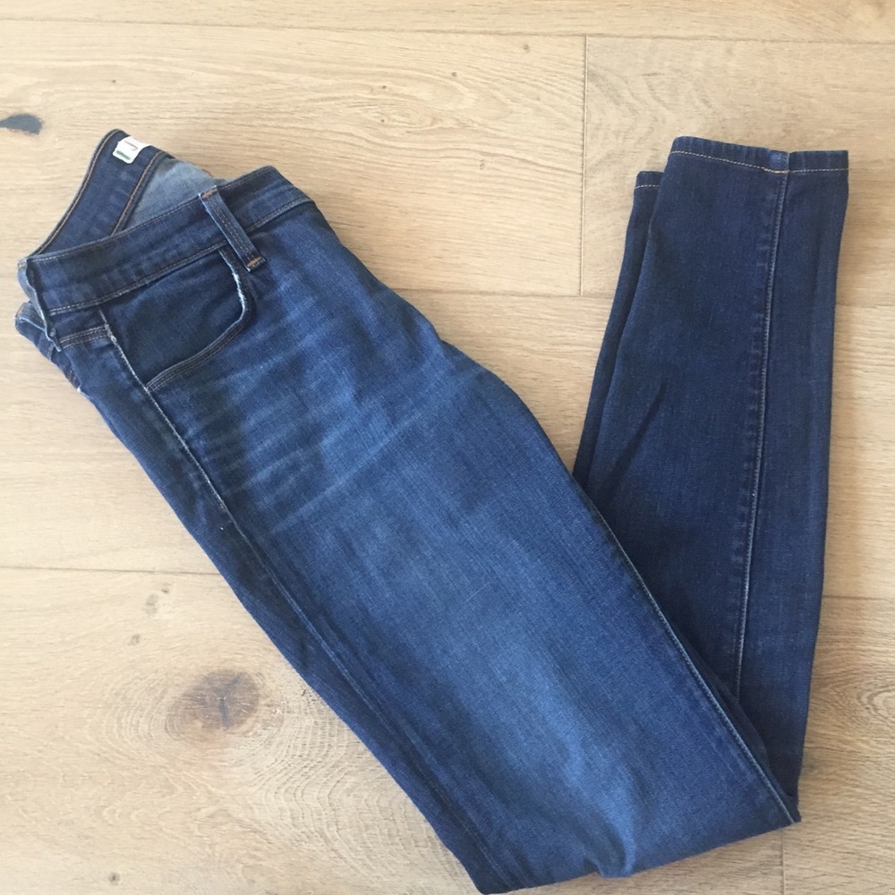 J BRAND SUPER SKINNY NOCTURNAL SIZE 25